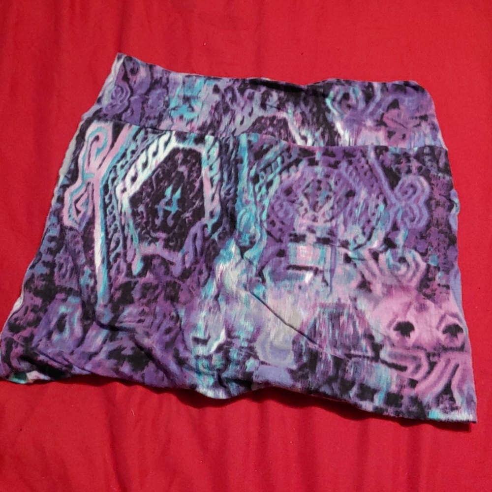 Wet seal skirt